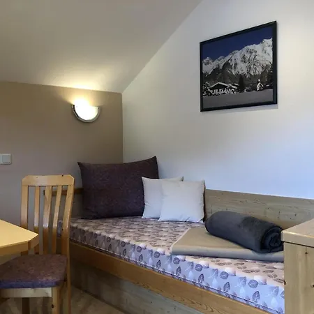 Apartment Ganze In Mit Privatem Balkon *