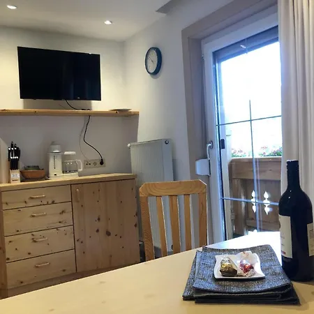 Ganze In Mit Privatem Balkon